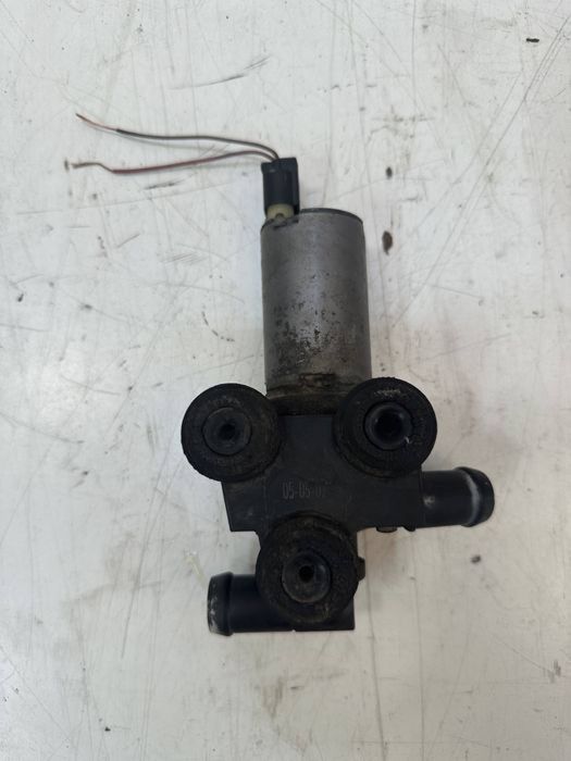 Pedală accelerație pompă apă auxiliara BMW Seria 1 E81 E87