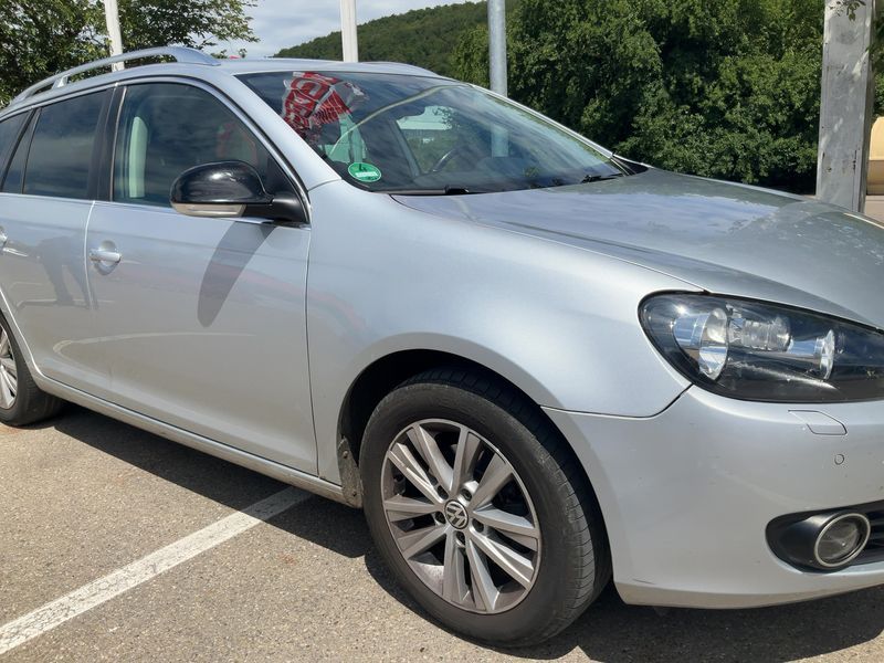Volkswagen Golf VI 1.6 TDI Style 2011