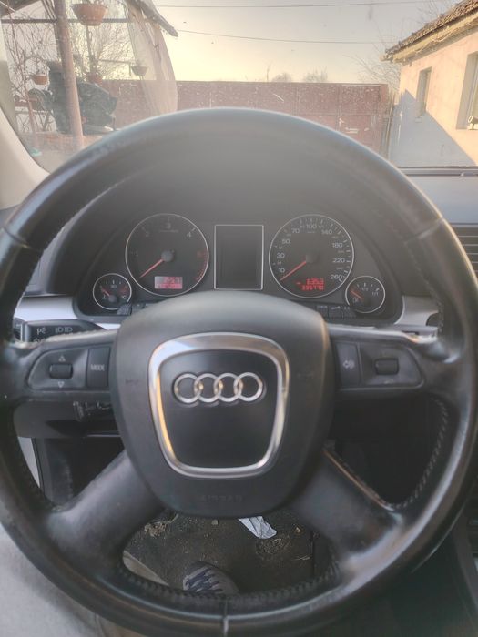 Audi A4 2.0 TDI 140 cp