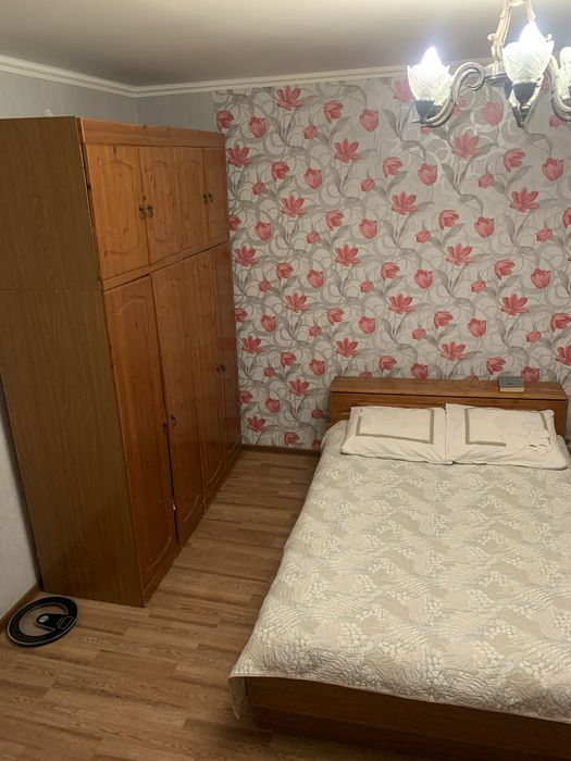 Спальный гарнитур дерево