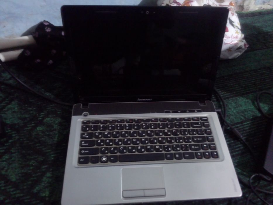 Ноутбук ленова яхши холатда