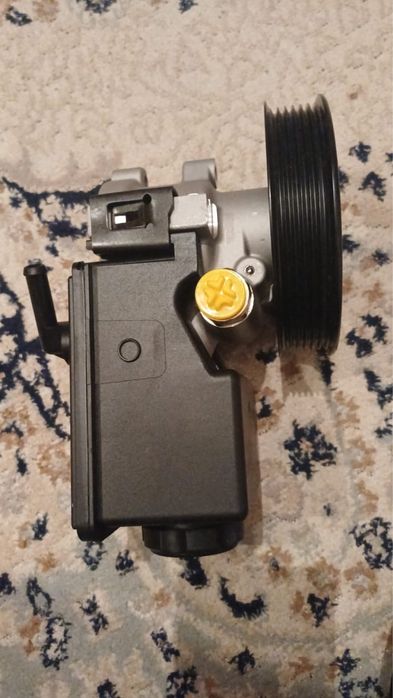 Гур насос Сан Енг Кайрон