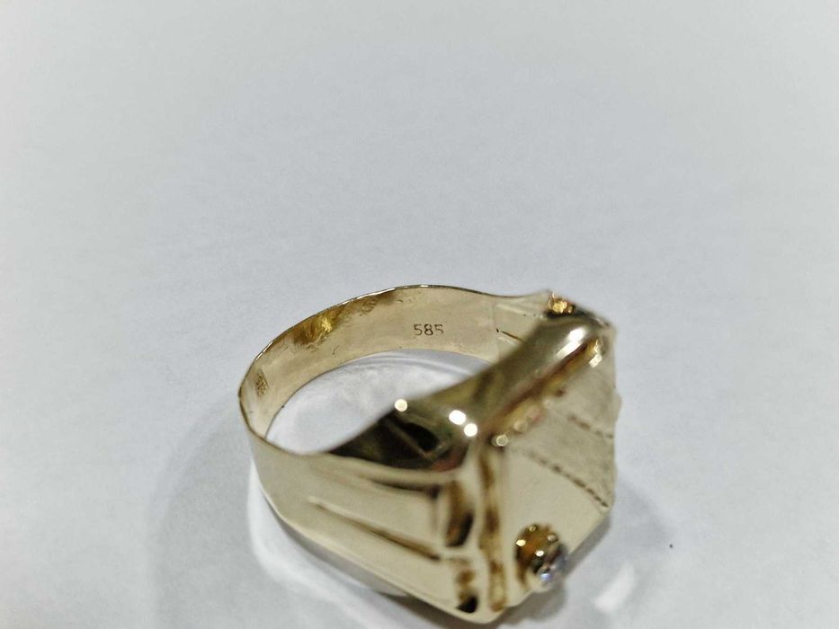 Златен пръстен 14К / 3,09 гр.