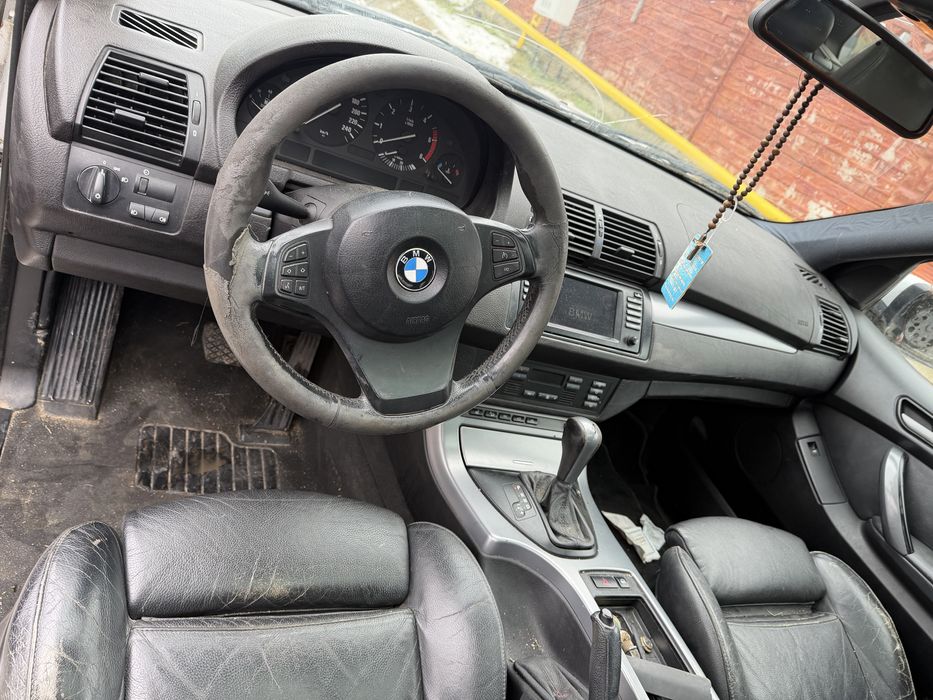 Vand sau schimb x5 3.0d 218hp