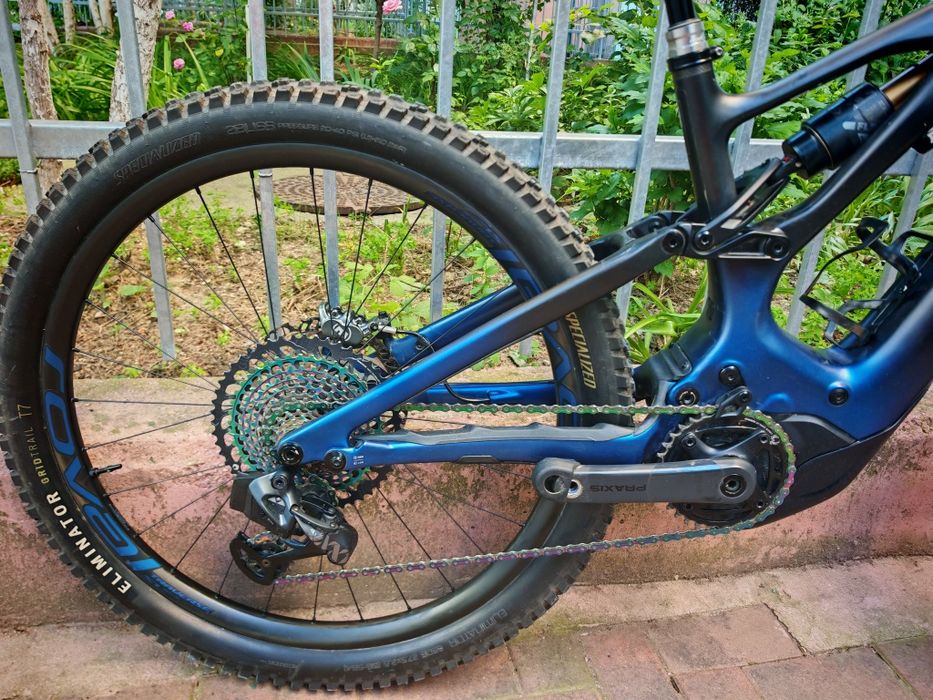 Bicicleta electrica full suspension carbon Specialized S-works Turbo Levo  90 NM baterie 700 wh stare foarte buna