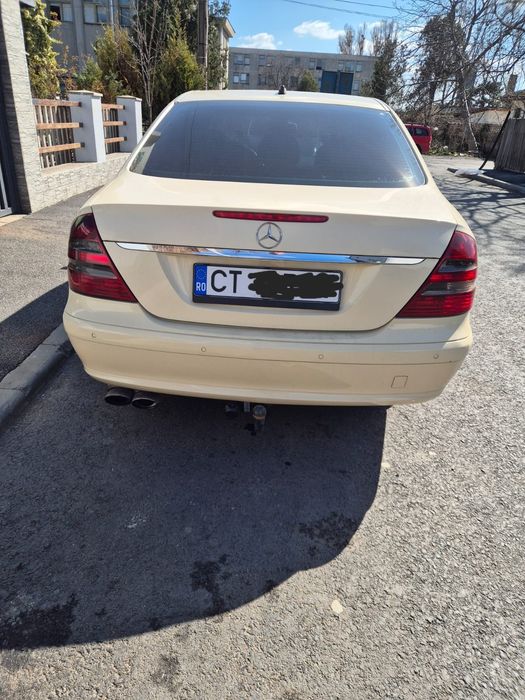 MERCEDES-BENZ E-Class 2009 — imagine 4