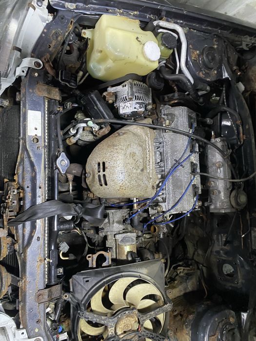 Автозапчасти карина е