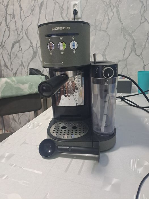 Кофеварка polaris