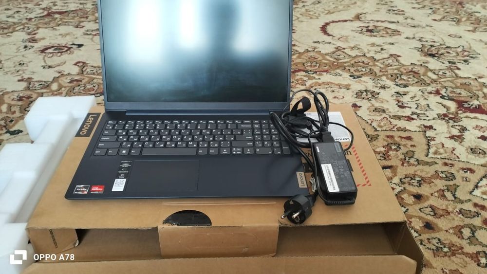 Lenovo ideapad 3 15.7