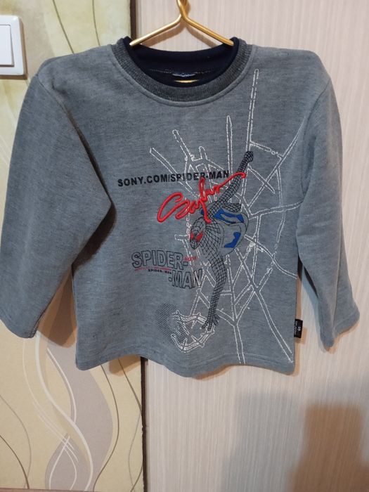 Продам одежду для мальчика.