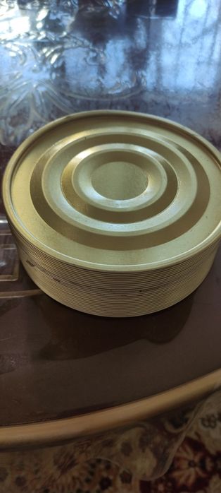 Ёмкость для домашних заголовок