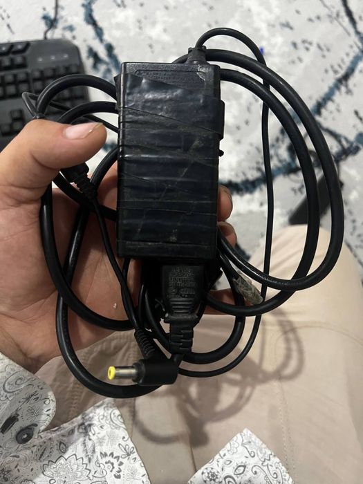 Noutbook aser core i3 windous 10