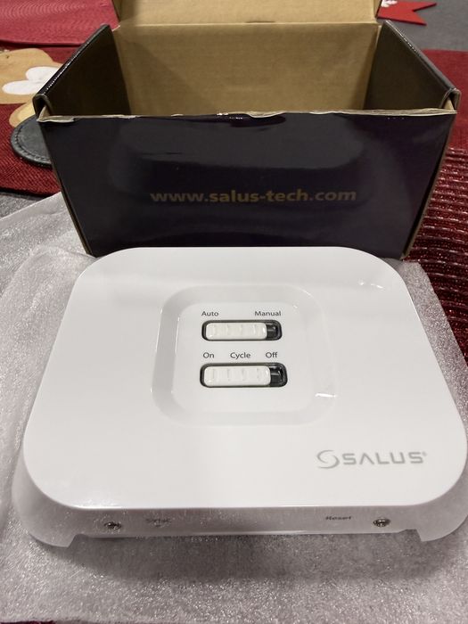 Termostat Salus