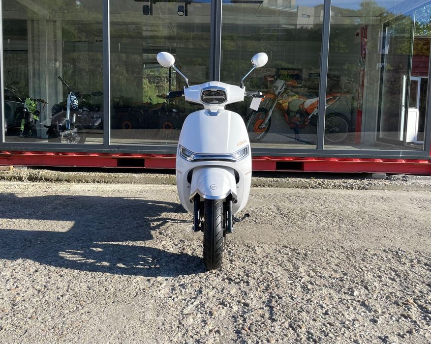 - Scuter Keeway Iskia 125cm NOU - Garantie-Transport Gratuit-