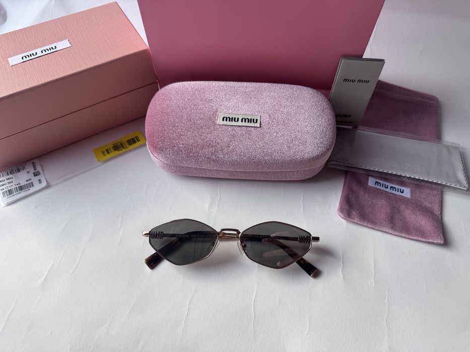 Ochelari de soare Miu Miu SMU56Z 56-17 145, Noi