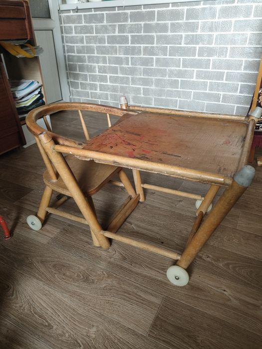 Детский стульчик 2 в 1