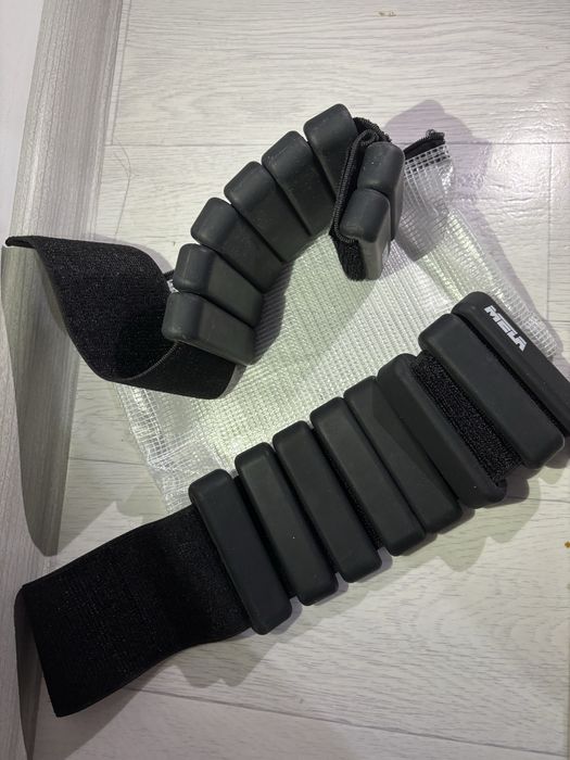 утяжелители 1кг(каждый)