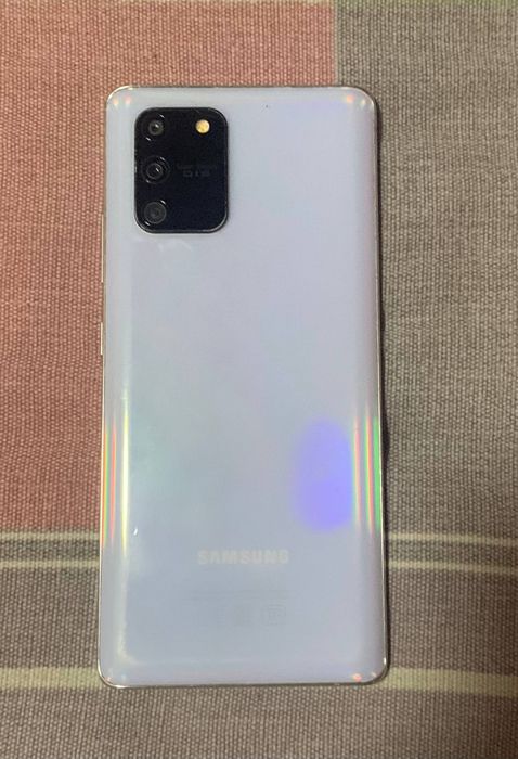 Samsung gallaxy note 10 layt белого цвета коробка есть