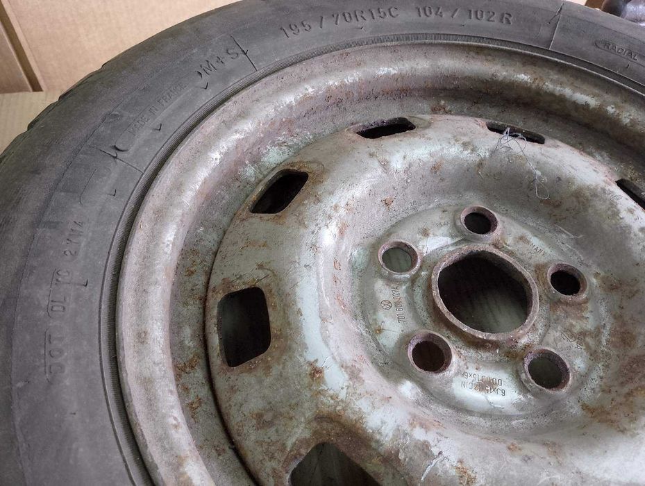 Метални джанти  с гуми за  VW TRANSPORTER