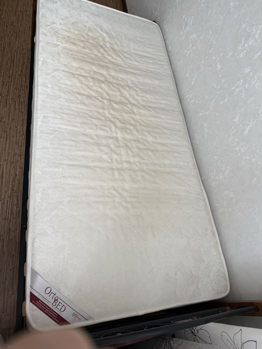 Продам матрац . В хорошем состоянии