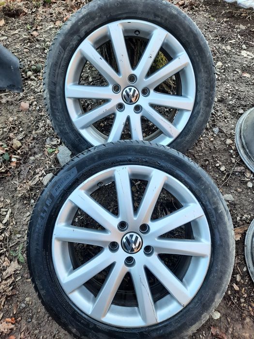 Vind jante wv  passat cu 2 cauciucuri