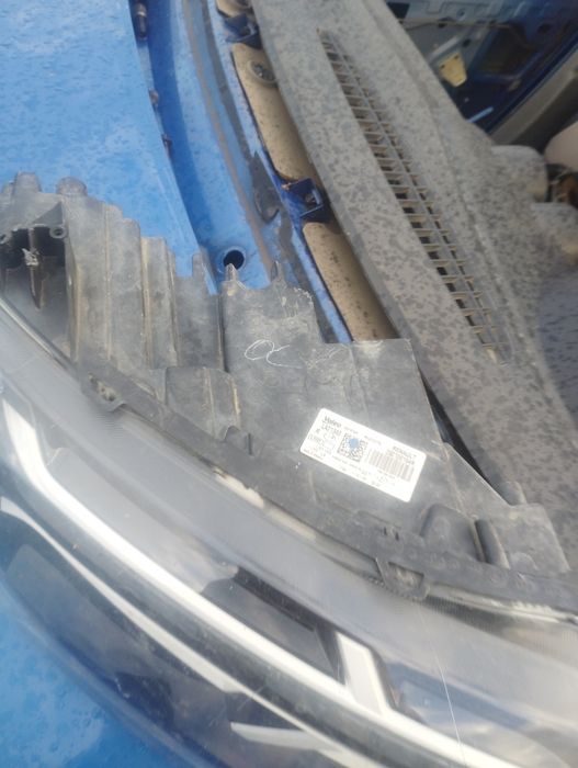 Far dreapta Dacia Duster 2 2022-2024cu urechi defecte