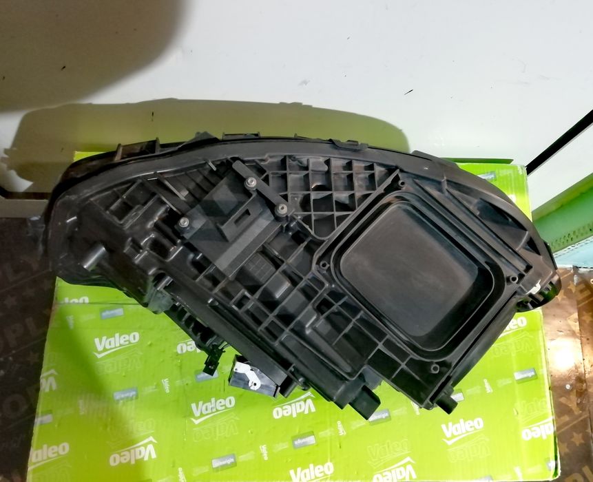 Фар Фарове за Мерцедес А класа А177 / Mercedes A class W177 LED HIGH.