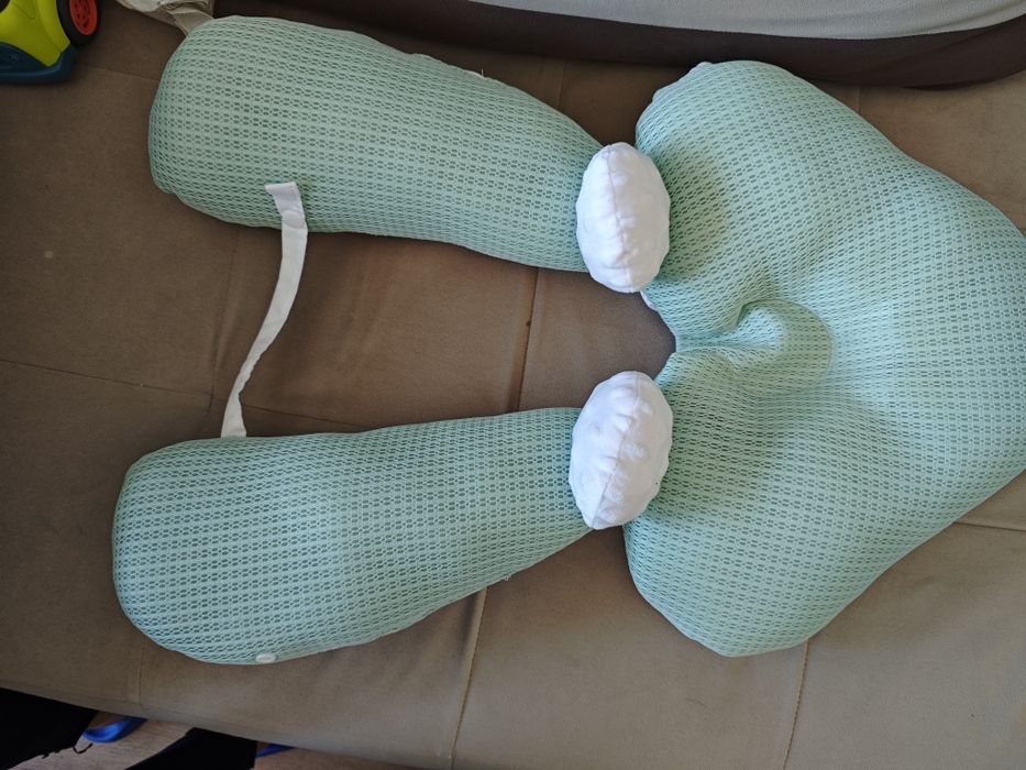 Възглавница против обръщане на бебето