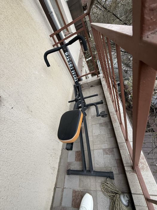 Total Crunch (Fitness)