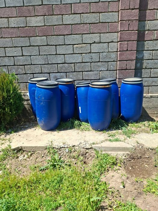 Продам бочки чистые