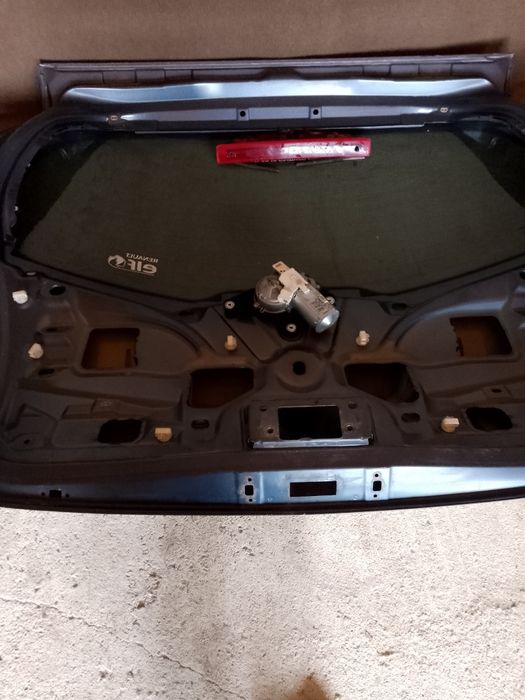 Задно стъкло за рено clio3