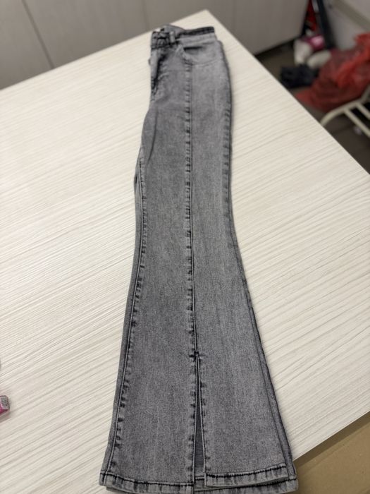 Pantaloni blugi marimea W36 L30