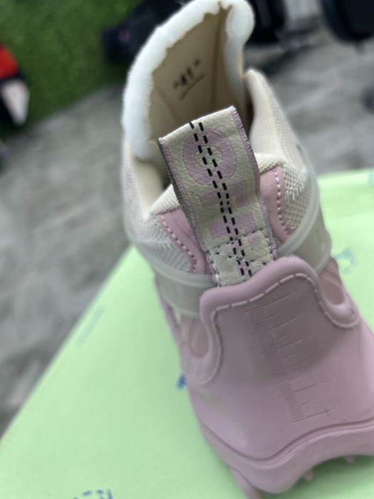 Adidasi Off-white odsy 1000