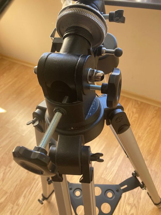 Рефракторен телескоп Discovery Spark809 EQ 80/900–Луна,планети,природа