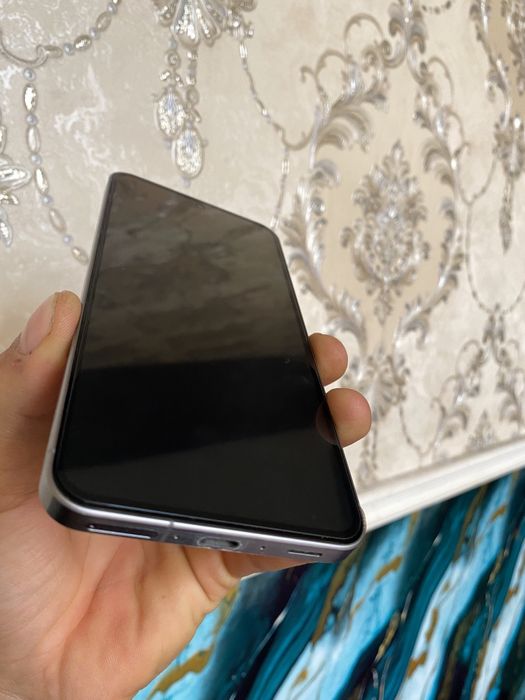 Samsung a56 5G 256/8  qora