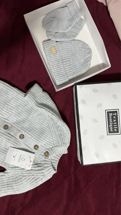 Продам вязаный детский набор