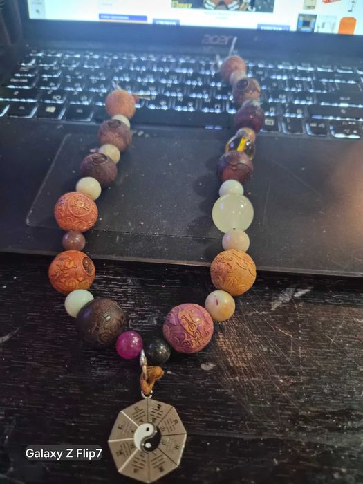 Гердан от естествени материали