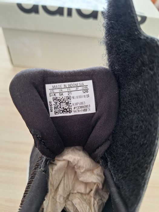 Маратонки Adidas