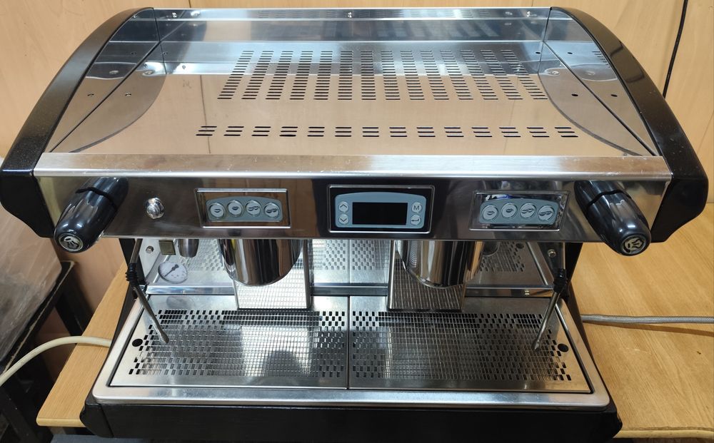 Vand espresor profesional Astoria Forma