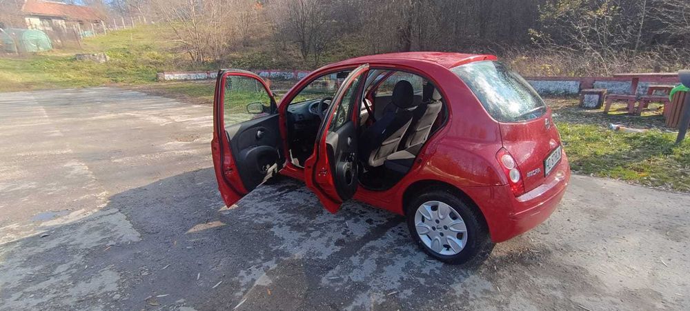 Vând Nissan Micra K12H