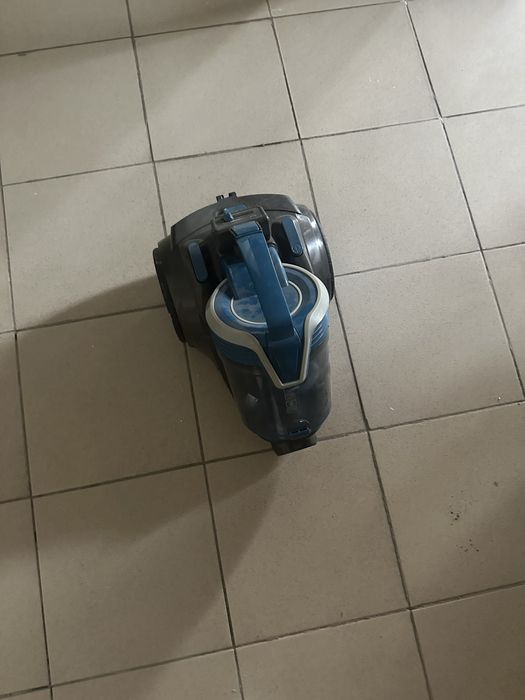 Продам Пылесос б/у