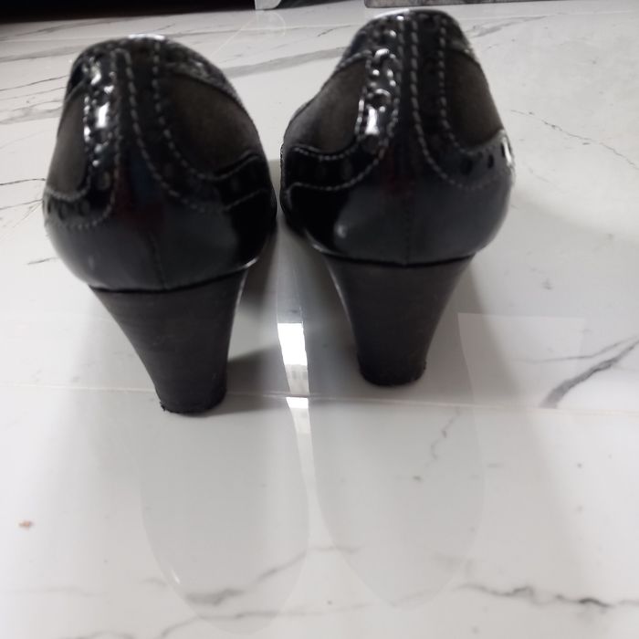 Pantofi dama din piele naturală, marime  intre 36-37