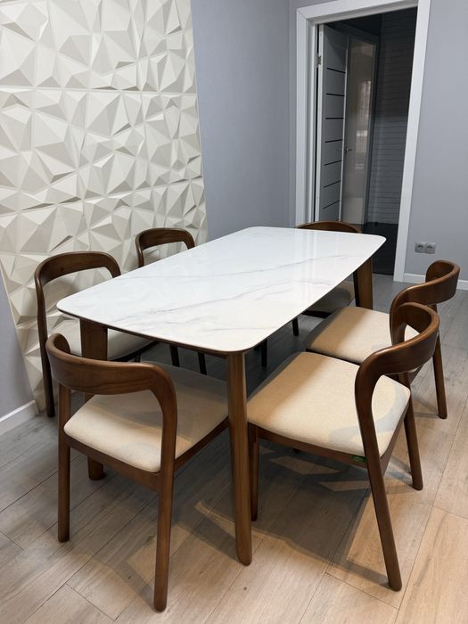 Продам стол со стульями