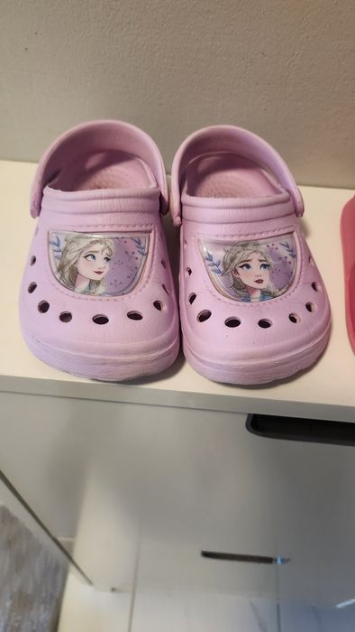 Детски сандали и чехли