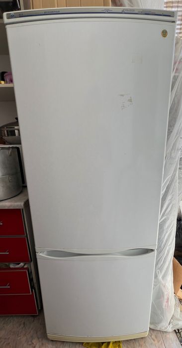 Холодильник сатылады