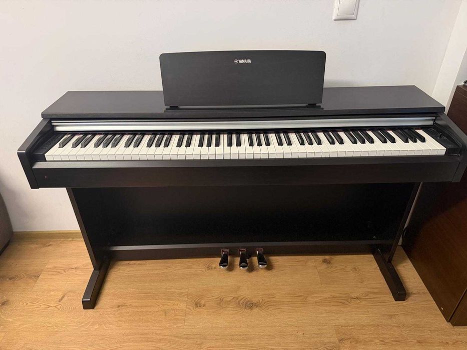 Pian digital Yamaha Arius YDP-142R + bancheta