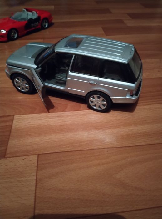 Железные машинки по 2000