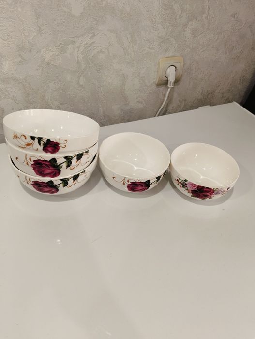 Продам тарели для борща