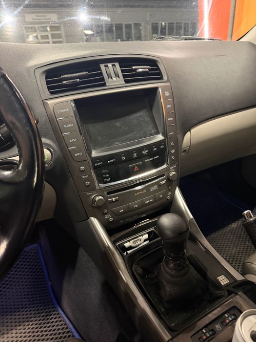 LEXUS IS220d de vânzare sau schimb