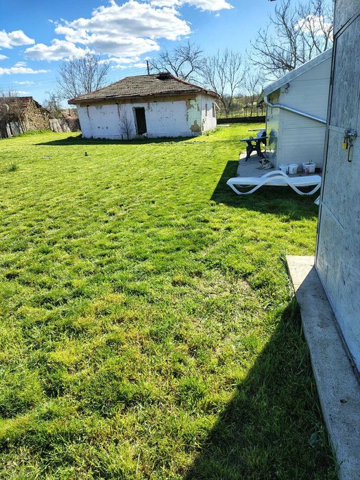 Teren de vanzare - 28km de Craiova